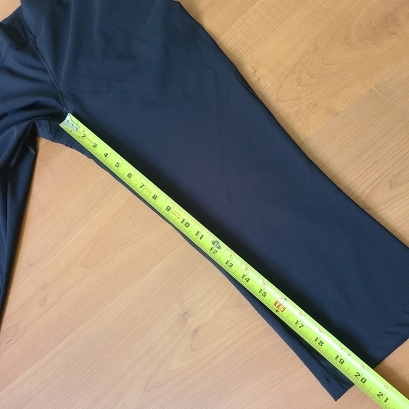 COLUMBIA Omni-Shield Cropped Hiking Pants - Picture 12 of 15